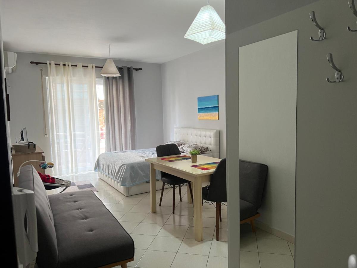 Emi Sol Apartment Vlorë Екстериор снимка