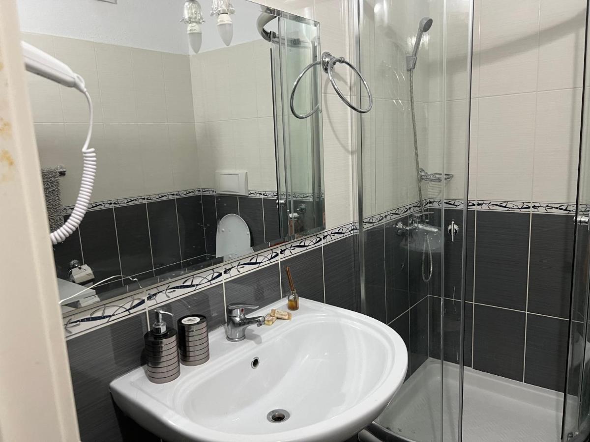 Emi Sol Apartment Vlorë Екстериор снимка