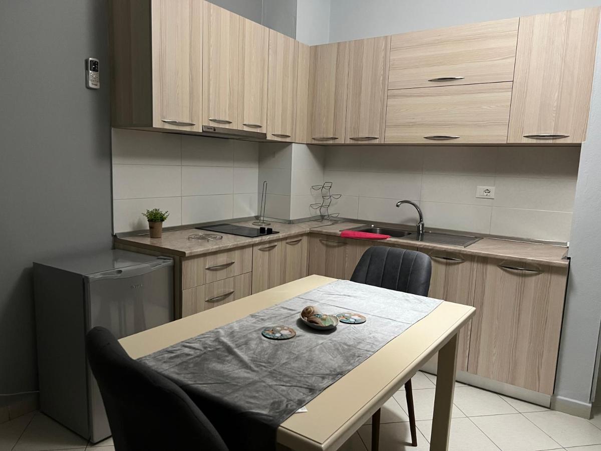 Emi Sol Apartment Vlorë Екстериор снимка
